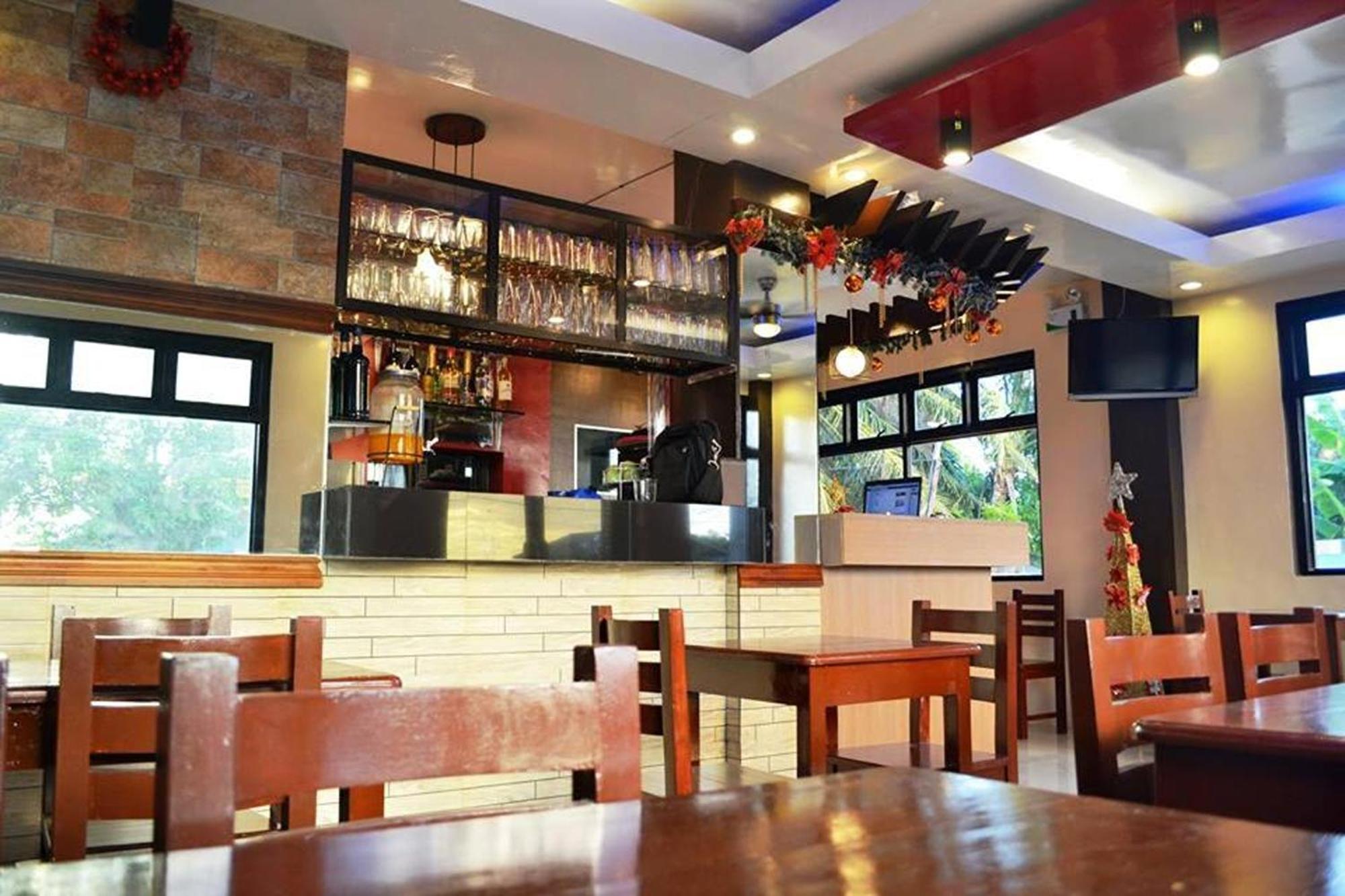 Casa Del Camba Hotel And Restaurant Near Hundred Islands Alaminos Exterior photo